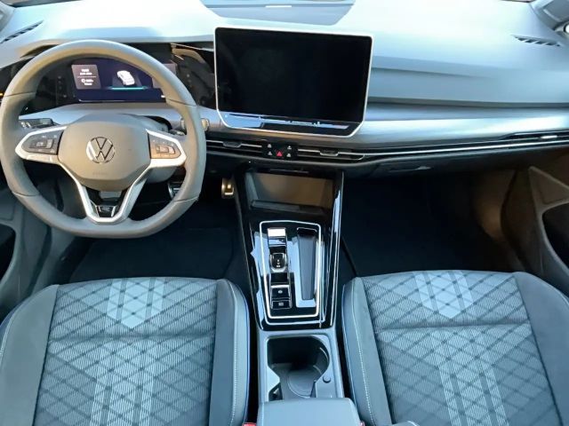 Volkswagen Golf DSG Sport