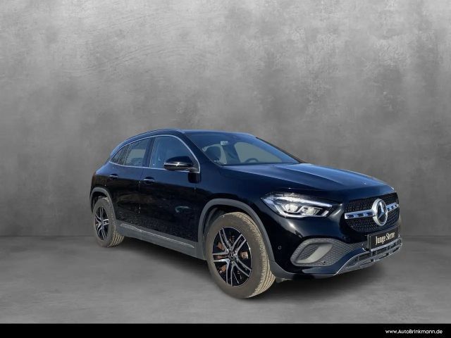 Mercedes-Benz GLA 200 Progressive