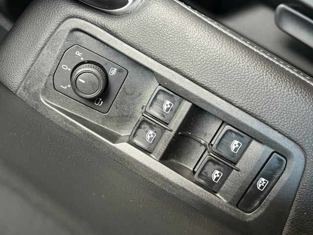 Volkswagen Touran 2.0 TDI DSG IQ.Drive