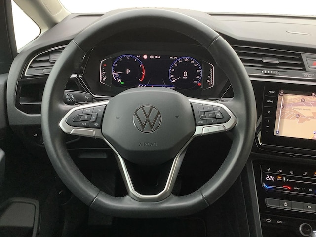 Volkswagen Touran 1.5 TSI DSG R-Line