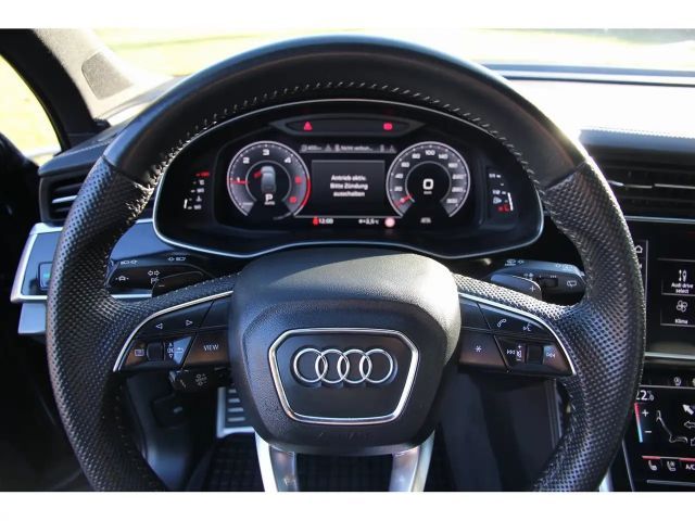 Audi Q7 50 TDI Quattro S-Line