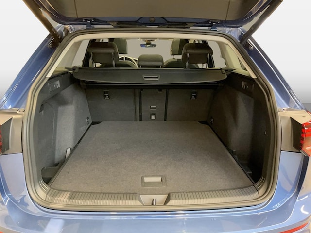 Volkswagen Golf 1.5 eTSI DSG Golf VIII Variant