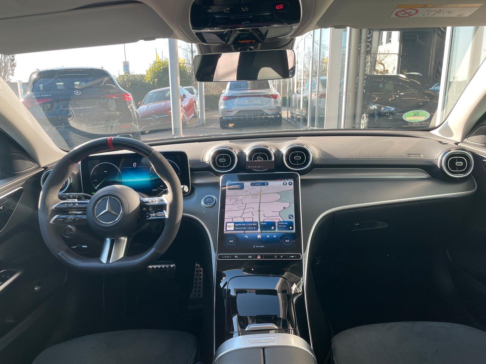 Mercedes-Benz C 180 AMG Line Estate