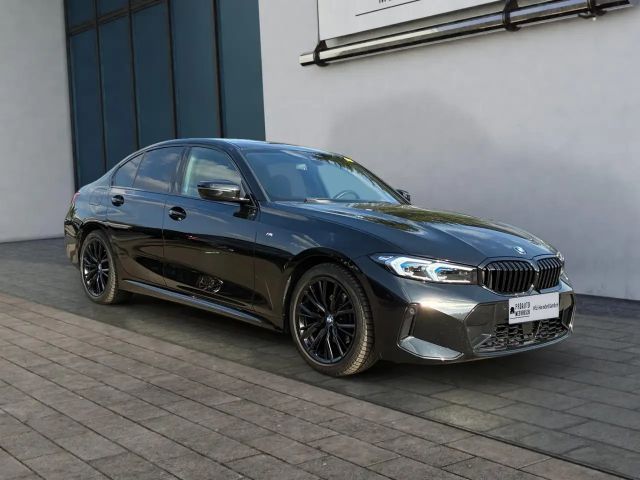 BMW 320 320d M-Sport Sedan xDrive