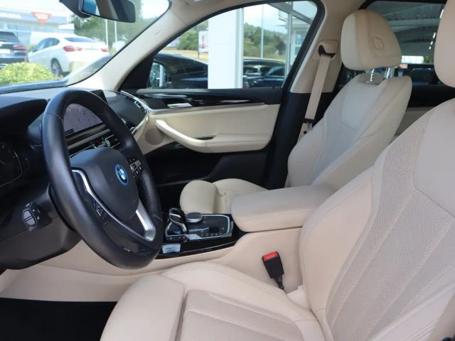BMW X3 xDrive30e