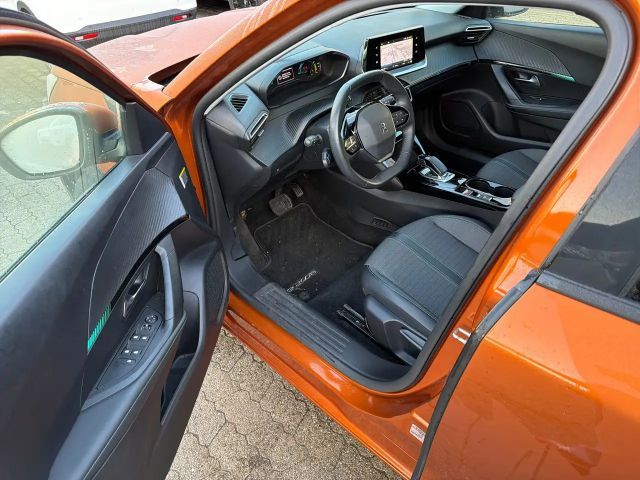 Peugeot E-2008 Allure Pack