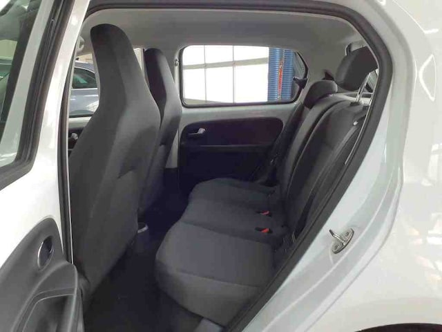 Volkswagen up! Move Move up!