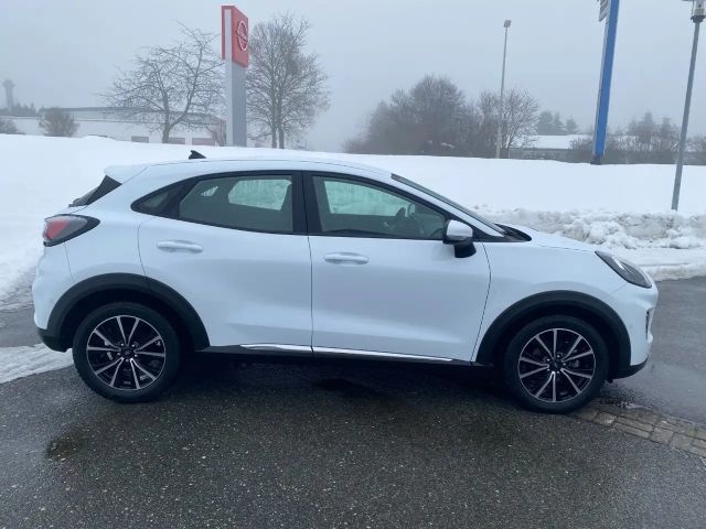 Ford Puma EcoBoost Titanium