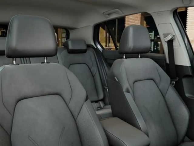 Volkswagen Golf DSG Style