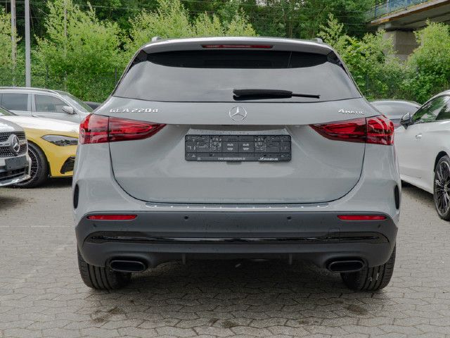 Mercedes-Benz GLA 220 4MATIC GLA 220 d