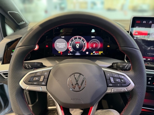 Volkswagen Golf 2.0 TSI Golf VIII