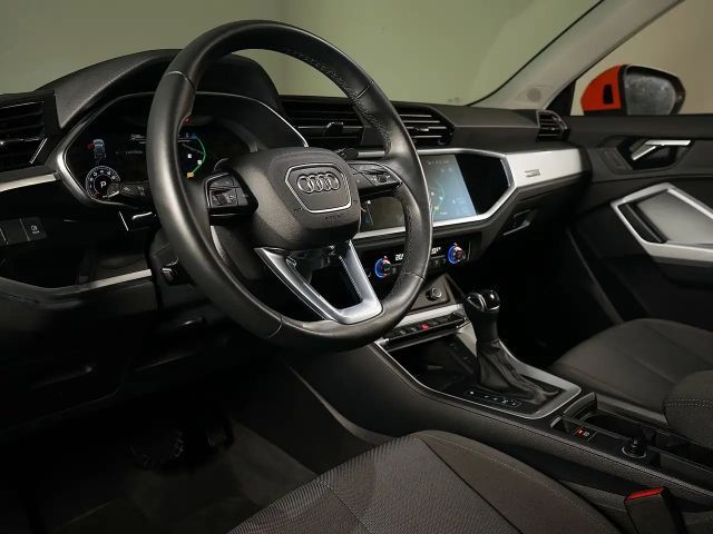 Audi Q3 35 TFSI S-Line