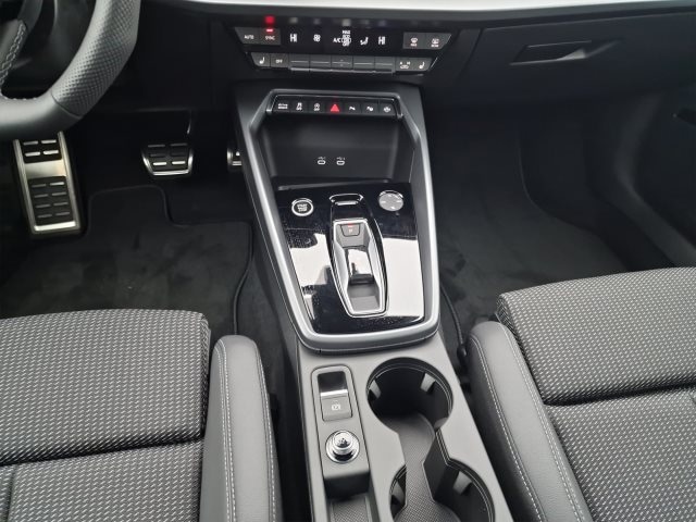 Audi A3 35 TDI S-Line S-Tronic Sedan