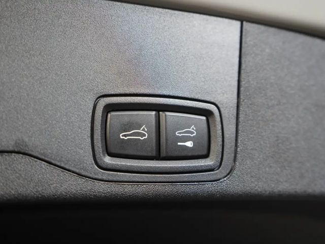 Porsche Taycan 4 Cross Turismo