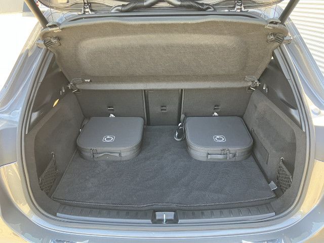 Mercedes-Benz EQA 300 4MATIC