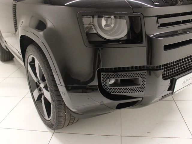 Land Rover Defender 90 Black Pack