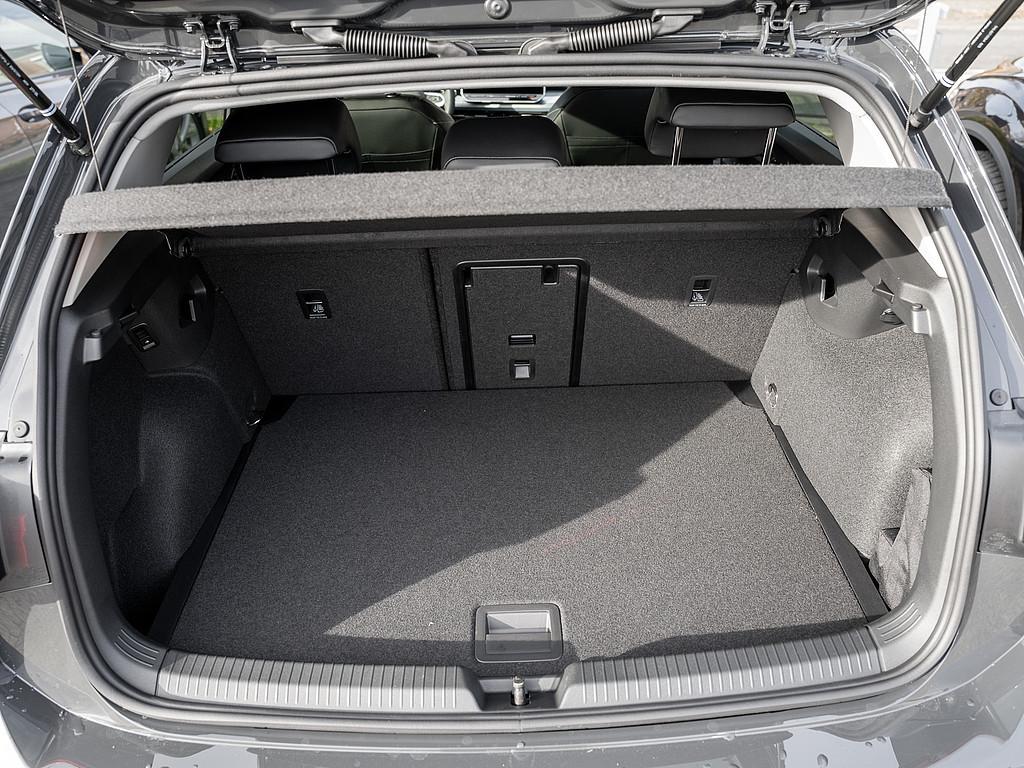 Volkswagen Golf 1.5 TSI Golf VIII