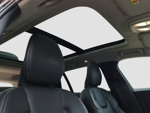 Volvo V60 Cross Country AWD Ultimate