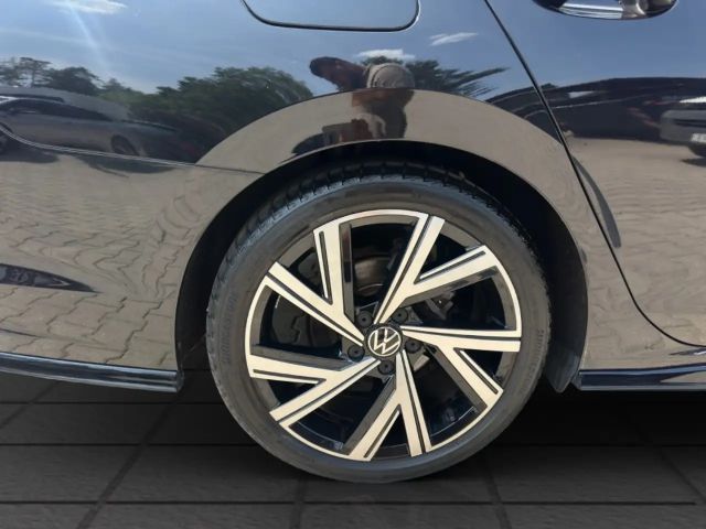 Volkswagen Golf DSG R-Line Variant