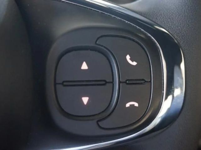 Fiat 500 500 1,0 MHD CLUB UCONNECT PDC KLIMAAUTOMATIK NSW