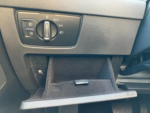 Volkswagen Passat Business DSG Variant