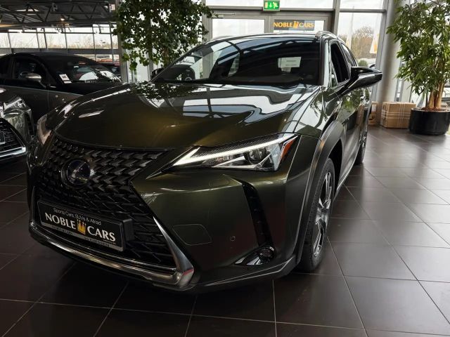 Lexus UX 250h Style Edition