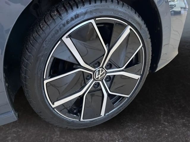 Volkswagen Golf 1.5 eTSI DSG Golf VIII