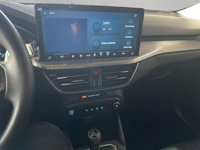 Ford Focus Titanium Wagon