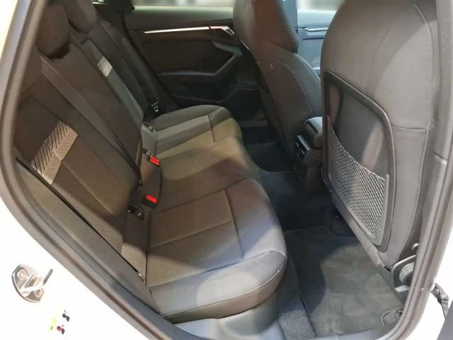 Audi A3 1.5 TFSI S-Line S-Tronic Sedan