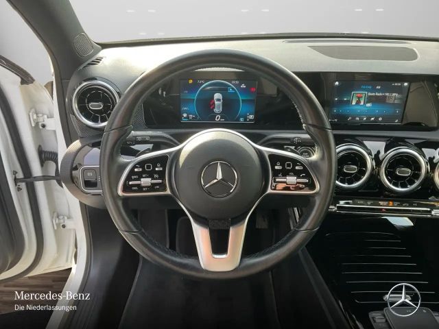 Mercedes-Benz A 200 Progressive