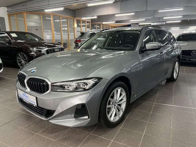 BMW 320 320d Touring xDrive