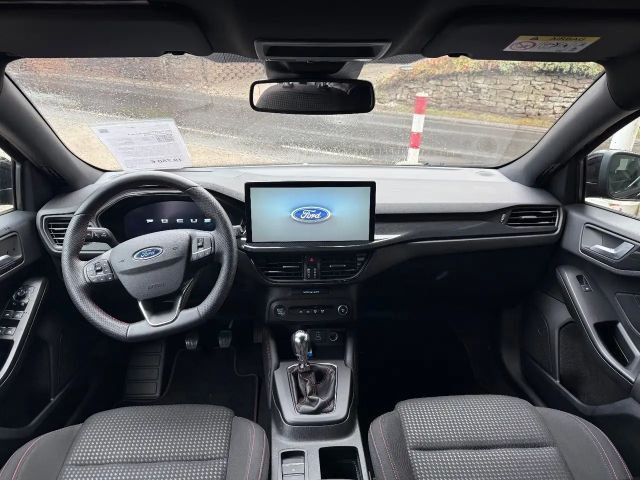 Ford Focus ST Line Wagon