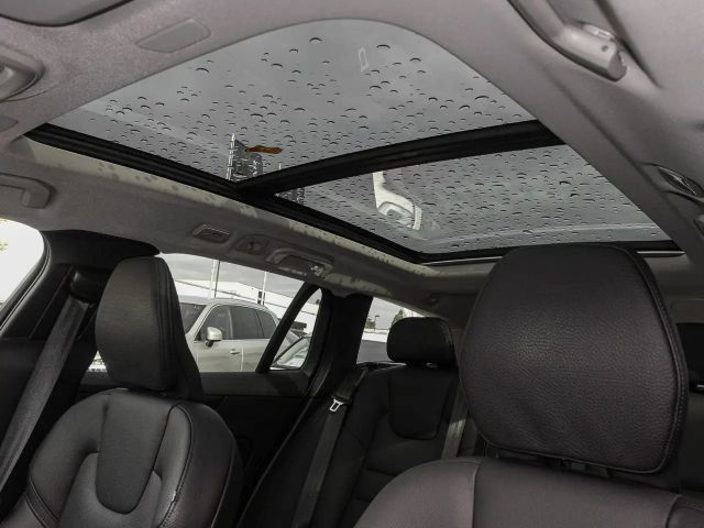 Volvo V60 AWD Ultimate