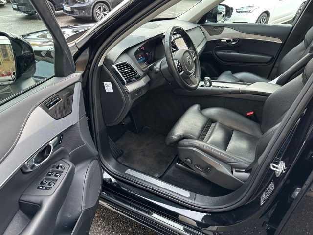 Volvo XC90 AWD Dark Plus T8