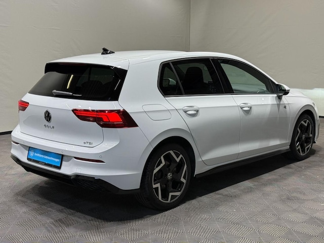 Volkswagen Golf 1.5 eTSI DSG R-Line