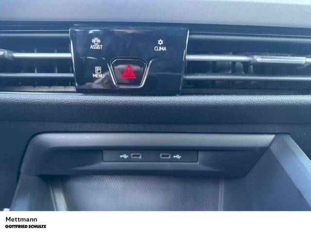 Volkswagen Golf 1.5 eTSI DSG Life