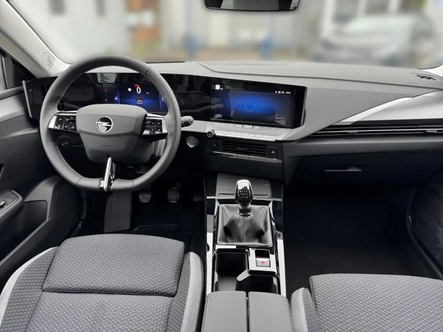 Opel Astra Edition Sports Tourer