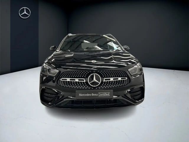 Mercedes-Benz GLA 180 AMG Line