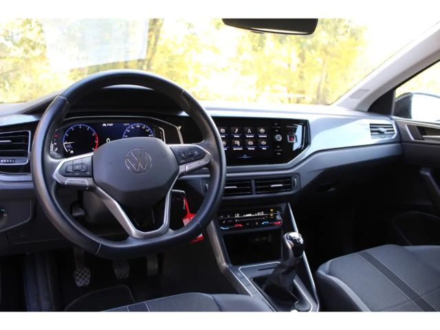 Volkswagen Polo 1.0 TSI IQ.Drive Style