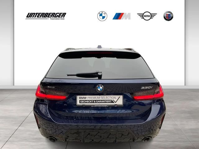 BMW 330 330i M-Sport xDrive