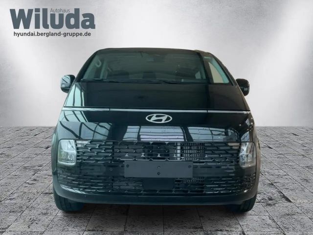 Hyundai Staria Trend