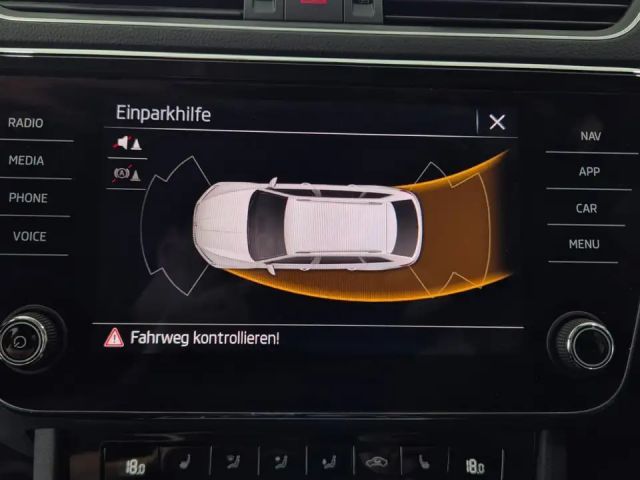 Skoda Superb 2.0 TDI Combi