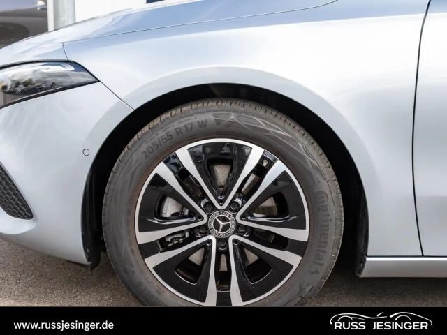 Mercedes-Benz A 200 Progressive