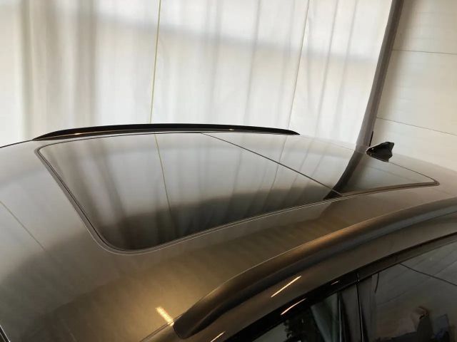 Audi Q6 e-tron Quattro