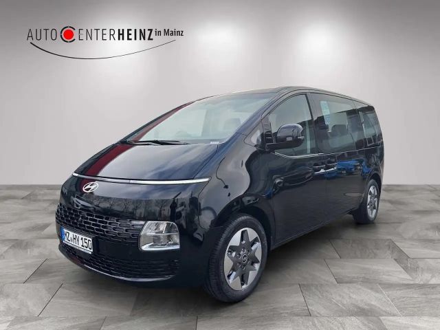 Hyundai Staria Trend