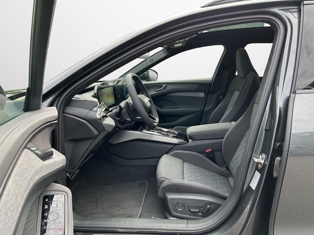 Audi A6 Avant Quattro S-Tronic