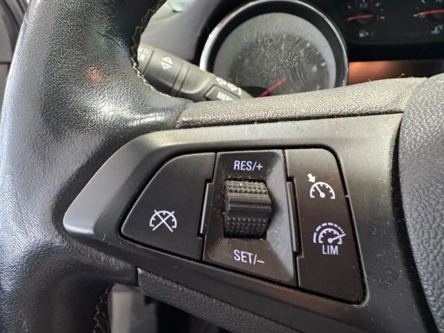 Opel Astra 1.2 Turbo Edition Turbo