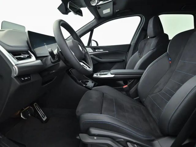 BMW 218 218d Active Tourer M-Sport Sedan