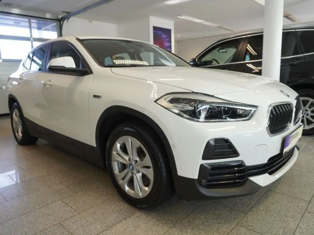 BMW X2 xDrive25e