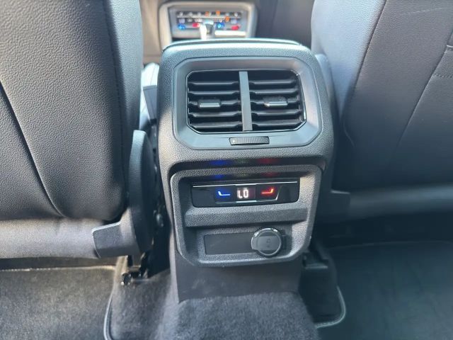 Volkswagen Tiguan 1.5 TSI DSG IQ.Drive R-Line